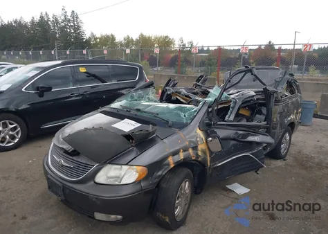 2004 Chrysler Town & Country Touring z USA, uszkodzony, nr VIN 2C4GP54L04R534395